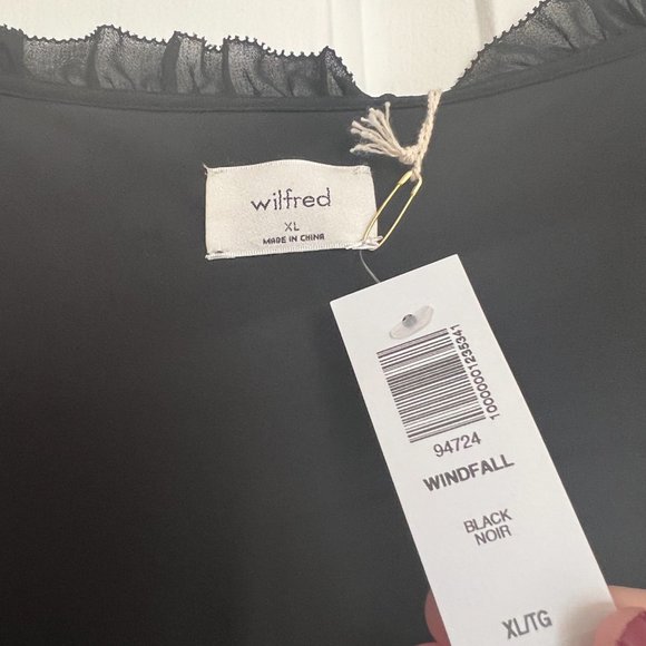 Aritzia Wilfred Windfall Dress - Picture 3 of 4